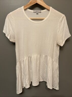 gaze White Short-Sleeve Peplum Tee